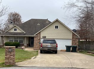1132 S Hummingbird Cir, Skiatook, OK 74070