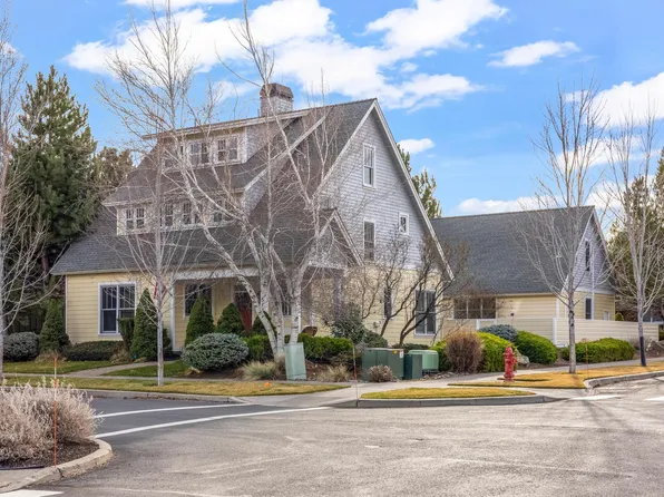 517 S Cottonwood St, Sisters, OR 97759