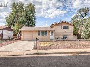 1216 Maxwell St, Colorado Springs, CO 80906