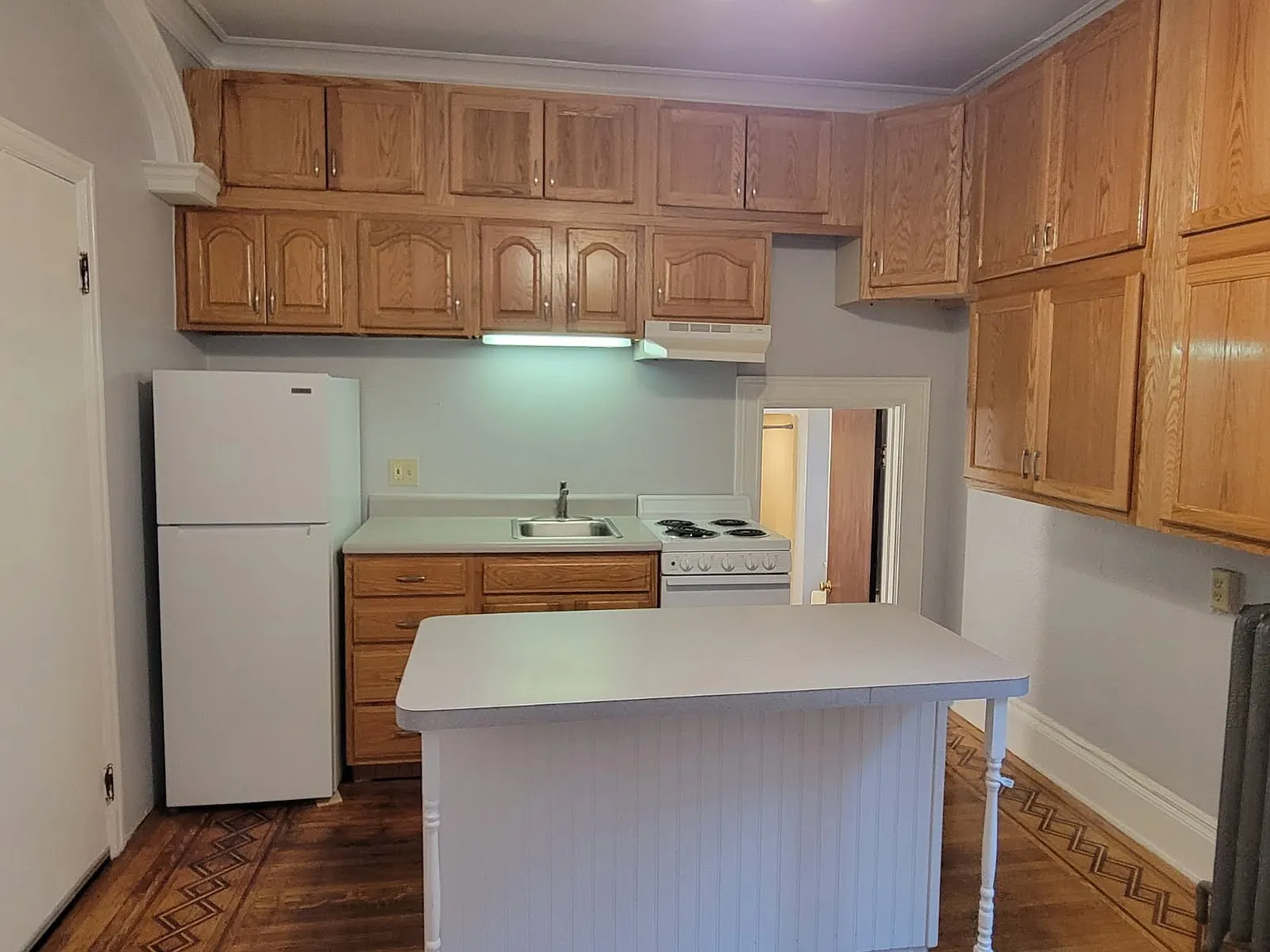 Studio, 500 sqft, $995 — Photo 2