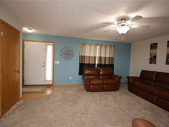 3rd image of 2111 NW Lakeside Ct