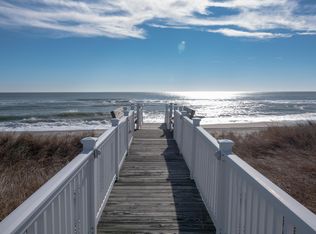 605 Dune Rd, Westhampton, NY 11978