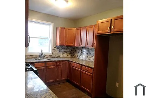89 Cedar Ave #1 Photo 1