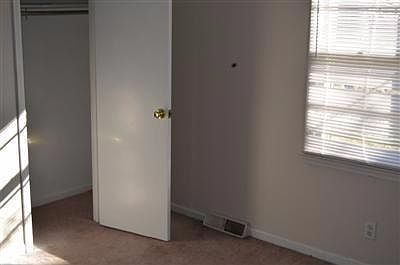 5th image of 104 Coolbrook Dr