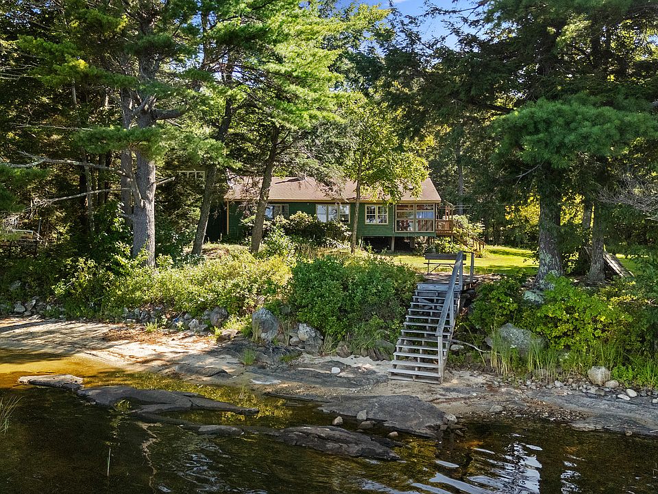 1st image of 95 Mapleridge Road
