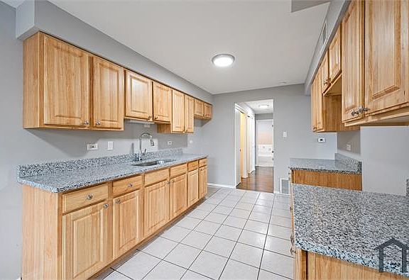 2nd image of 7870 S Coles Ave #2S