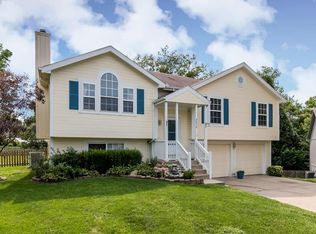 2612 NW Brielle Ct, Blue Springs, MO 64015