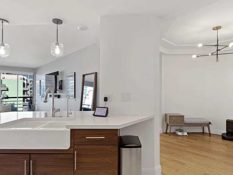 300 3rd St #801 — Photo 35