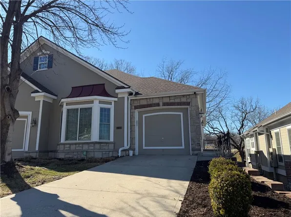 3700 S Bolger Ct, Independence, MO 64055