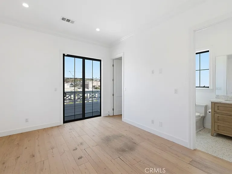 1405 Oak Ave — Photo 40