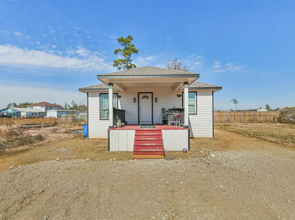 165 Road 5215, Cleveland, TX 77327