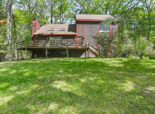 22 Windsor Blvd, Londonderry, NH 03053