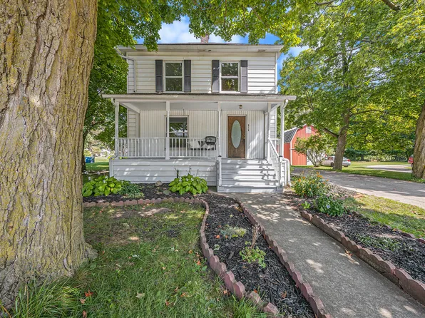 515 S Main St, Wayland, MI 49348