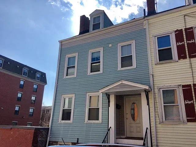 223 W 2nd St — Photo 7