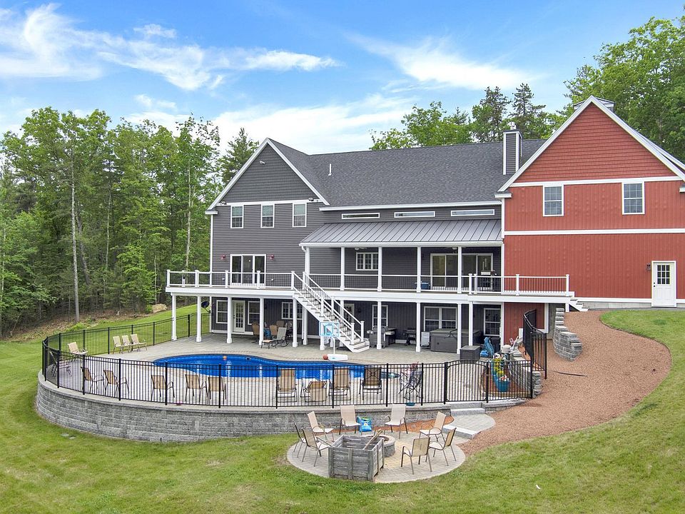 1st image of 79 Woodhawk Dr