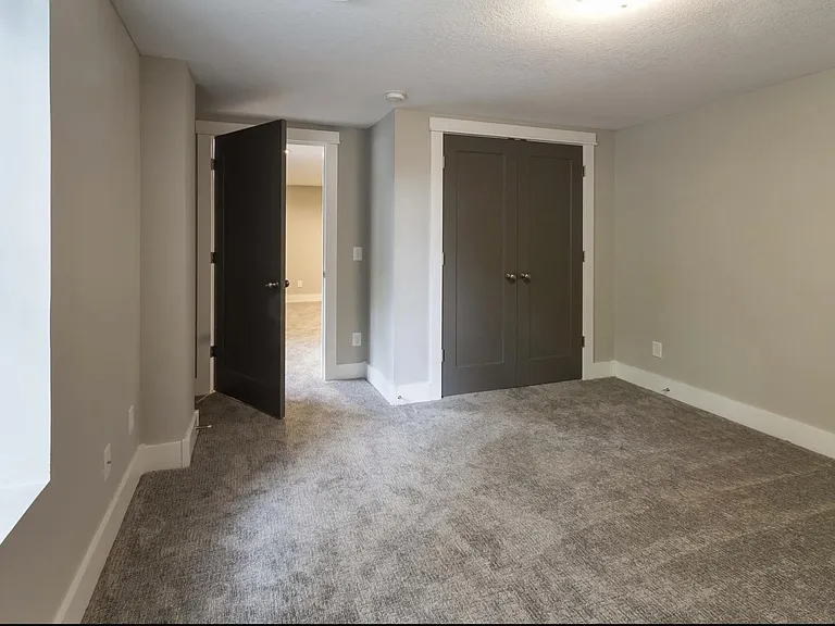 1200 Lakeview Ave S — Photo 16