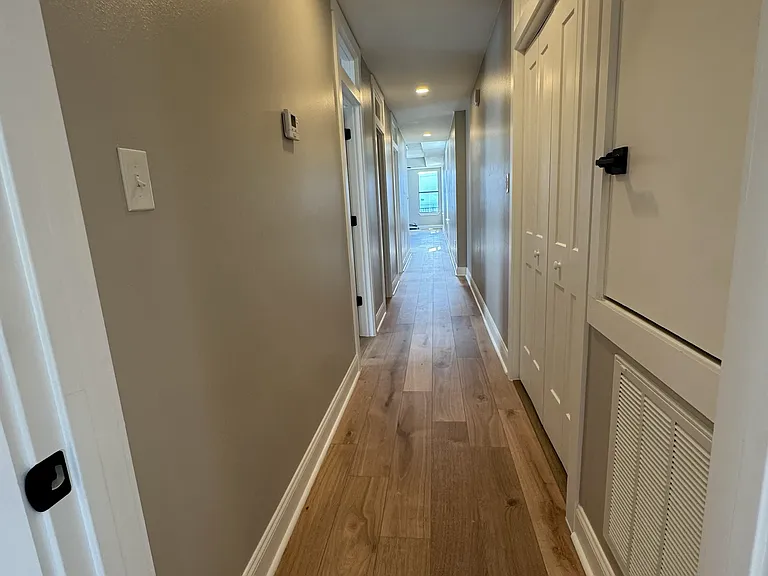 9209 S Claiborne Ave #A — Photo 31