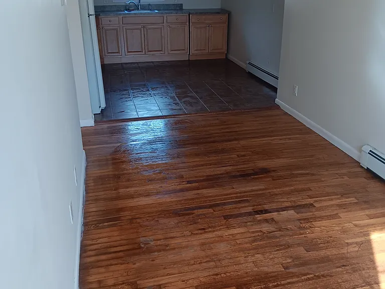 12 N Maple Ave #1 — Photo 2