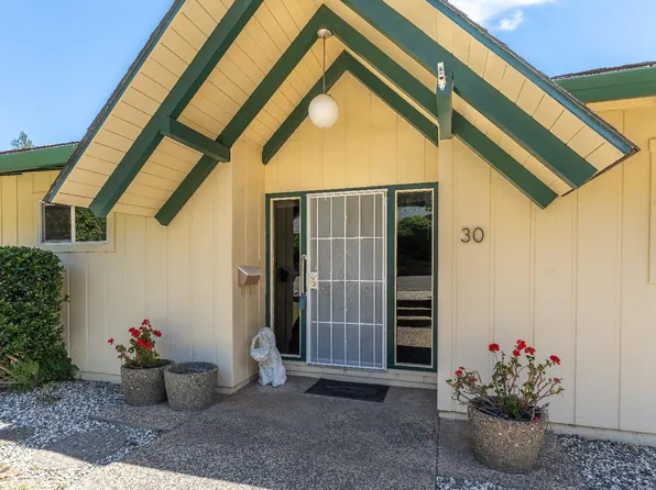 30 Highland Court, Ukiah, CA 95482