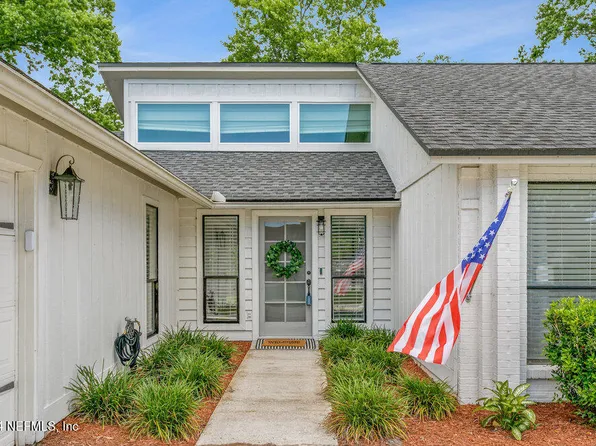 3302 W HIDDEN LAKE Drive, Jacksonville, FL 32216