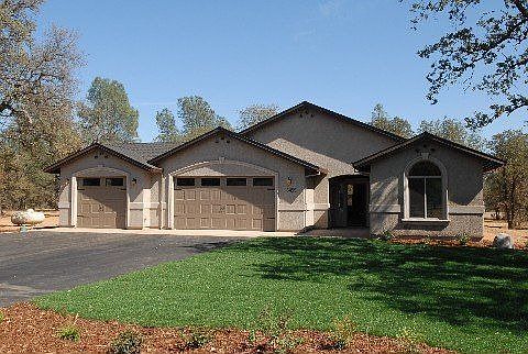 For Sale: 6455 Ledgestone Court, Anderson, CA 96007