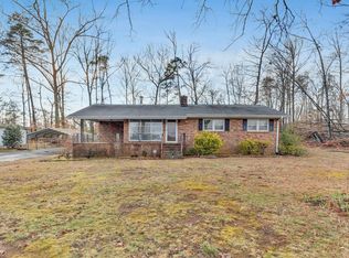 8819 White Horse Rd, Greenville, SC 29617