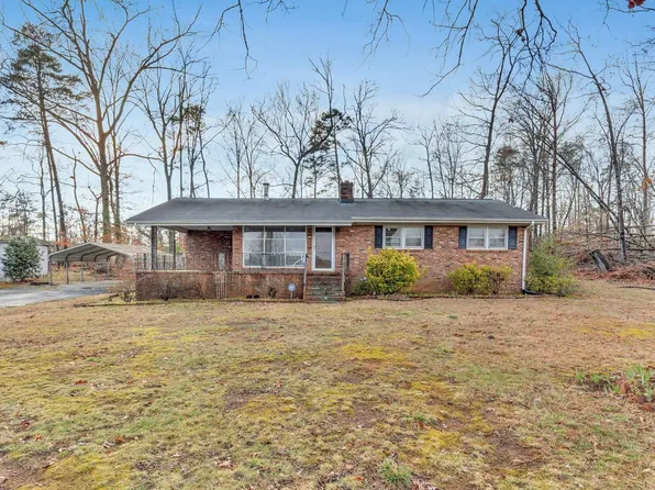 8819 White Horse Rd, Greenville, SC 29617