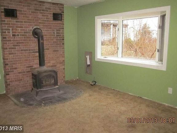 3rd image of 27191 Cleveland St