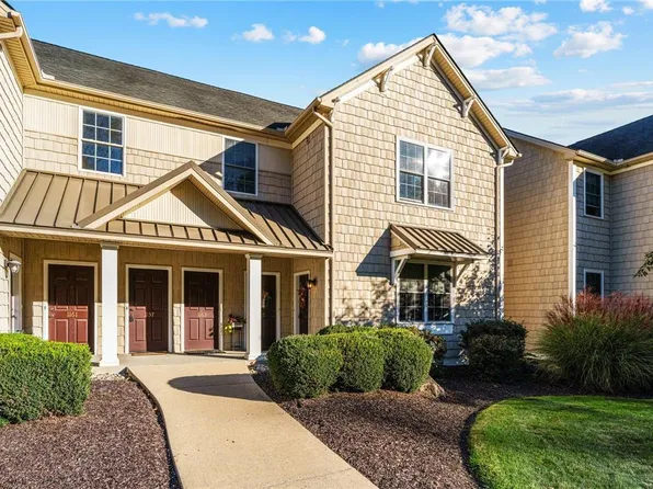 1165 Meadow Lark Way, Bethlehem, PA 18015