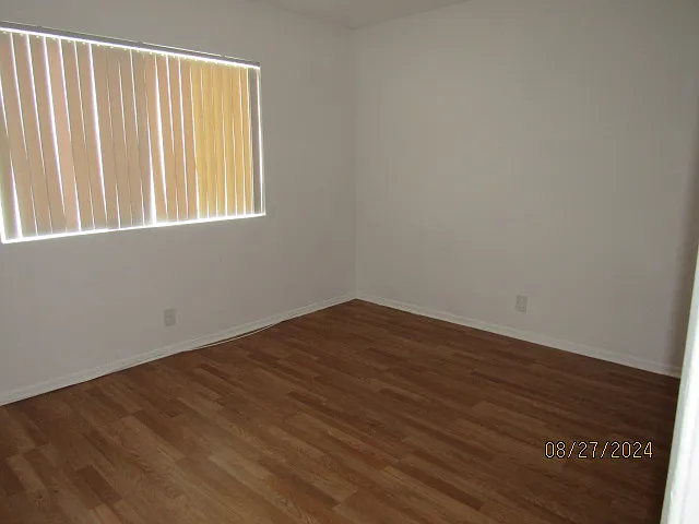 3458 W 67th St #4 — Photo 18
