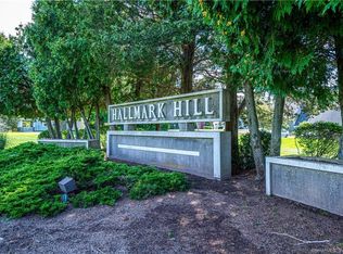 20 Hallmark Hill Dr UNIT 20, Wallingford, CT 06492