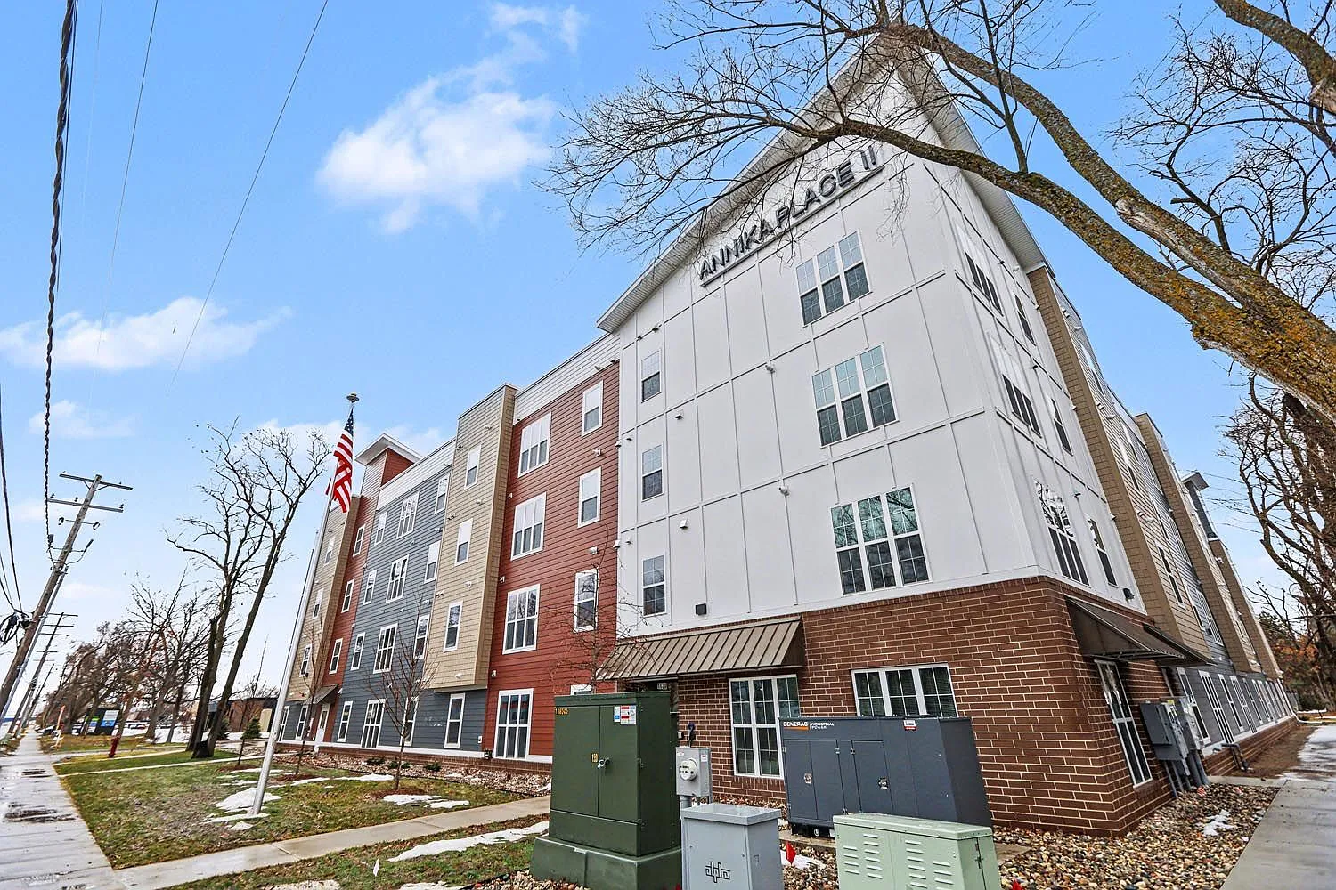 Annika Place II — Photo 3