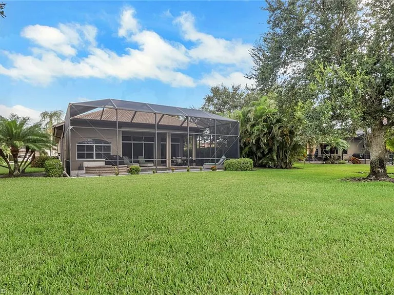 12574 Grandezza Cir — Photo 26