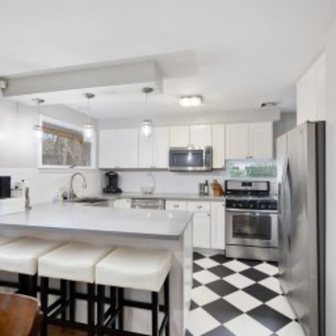 Hilltop Retreat - 3br/2ba - Mtm Premier — Photo 2