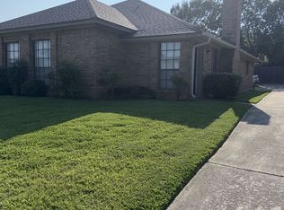 5220 Wild Horse Ct, Arlington, TX 76017
