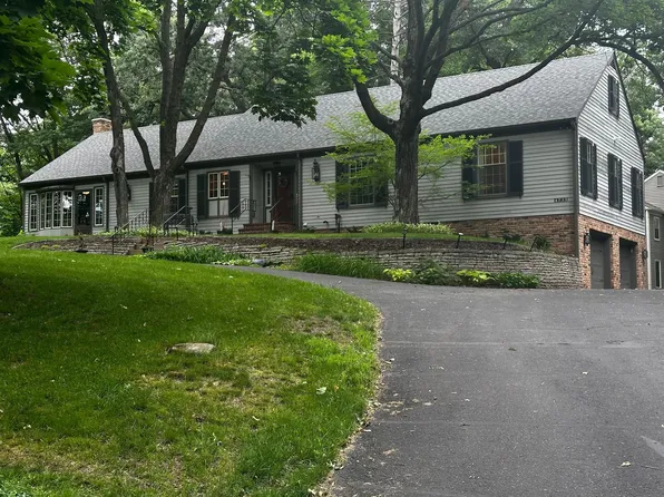 4735 Sparrow Rd, Minnetonka, MN 55345
