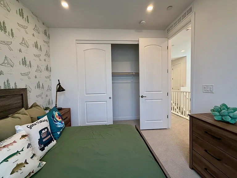 802 Royal Beekman St — Photo 38