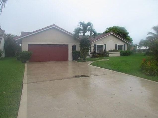 1st image of 5701 Meadhaven St