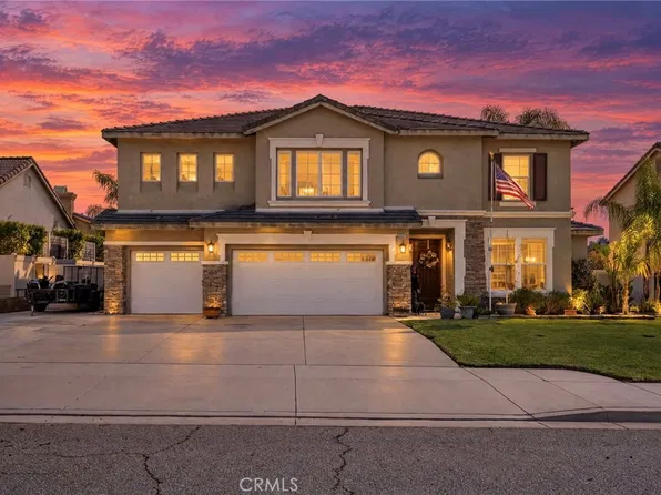 28267 Plumblossom Ln, Highland, CA 92346