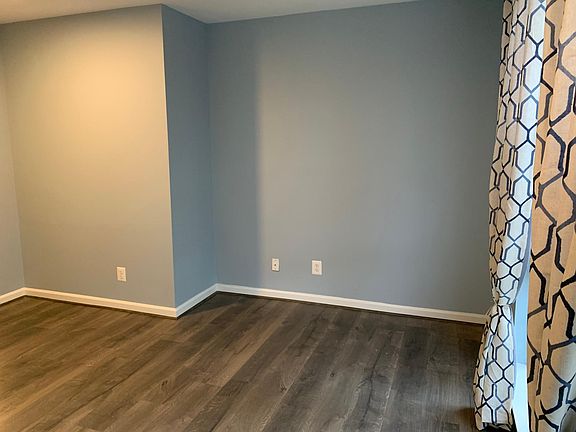 3rd image of 20330 Beechwood Ter