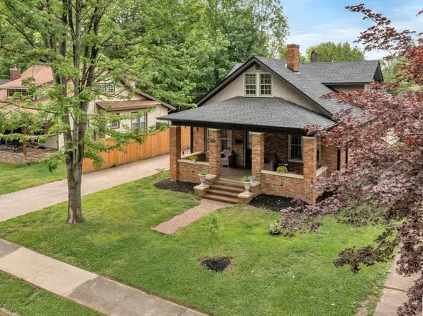 1007 Olive St, Murray, KY 42071