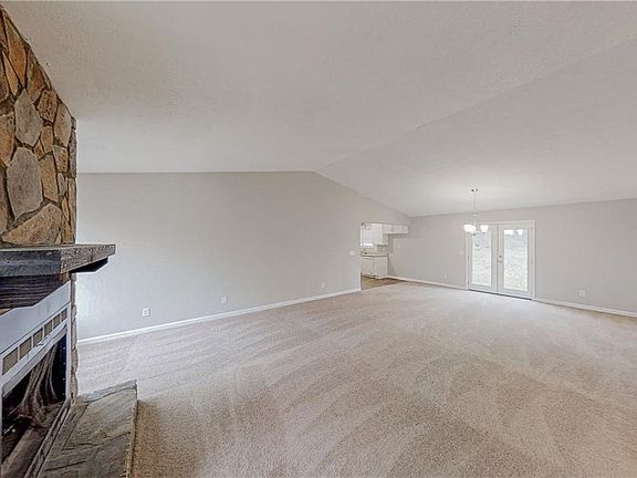4th image of 117 Sunnybrook Ln
