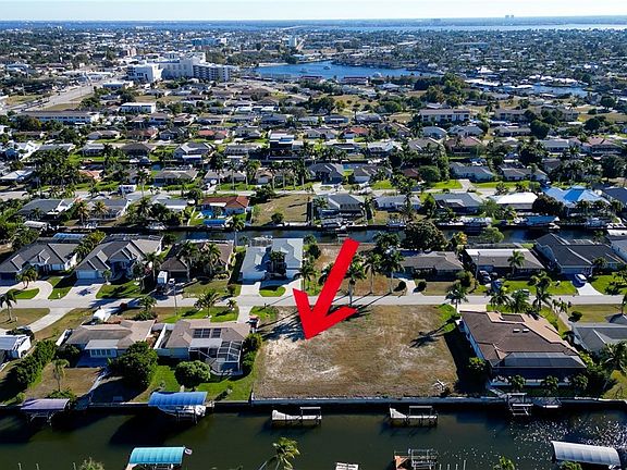 5th image of 4920 Seville Ct