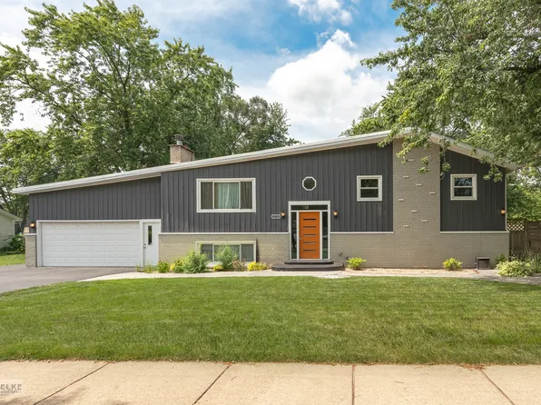 18760 S Townline Rd, Mokena, IL 60448