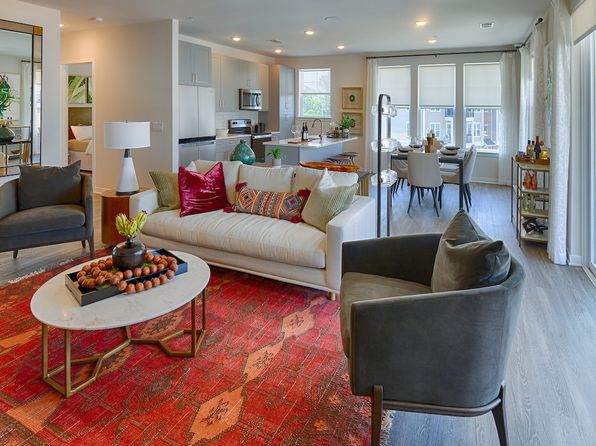 8000 Crescent Cir #213