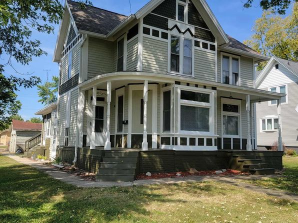 700 N Main St #1