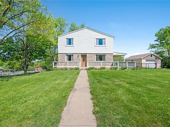 4 Marilyn Dr, West Mifflin, PA 15122