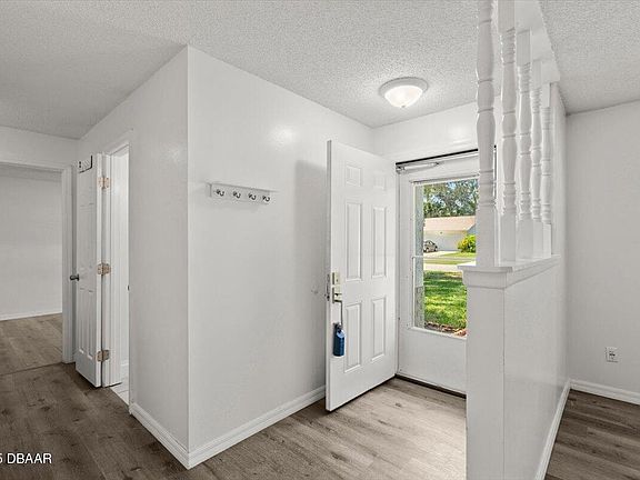 3rd image of 126 Brandy Hills Dr