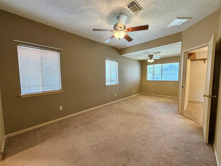 13323 Wells River Dr — Photo 14