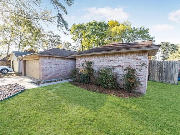 3rd image of 3523 Nutwood Ln